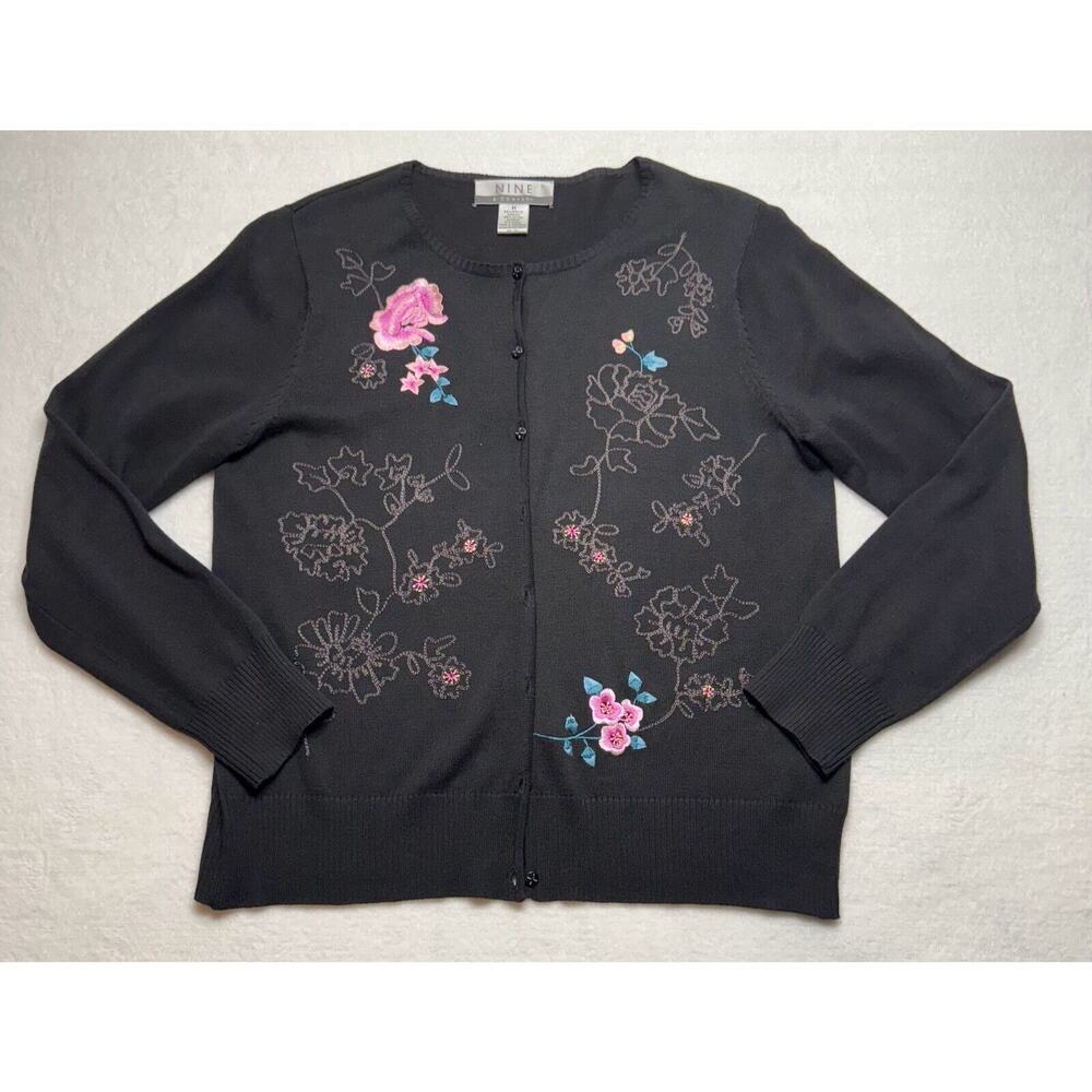 Women Nine & Company Embroidered Black Cardigan Button Sweater Medium Floral - Picture 6 of 6